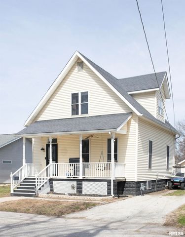 413 E Esther Street, Taylorville, IL 62568