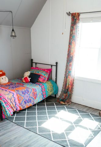 413 E Esther Street, Taylorville, IL 62568