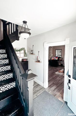 413 E Esther Street, Taylorville, IL 62568