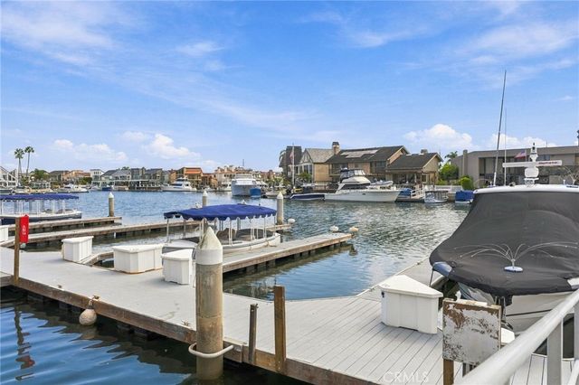 16114 Tortola Circle, Huntington Beach, CA 92649