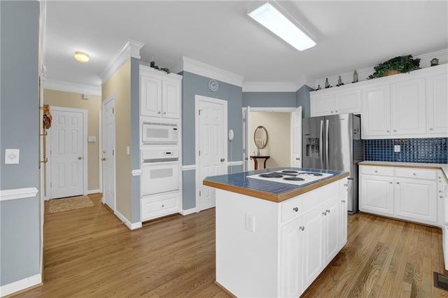 2164 Cape Liberty Drive, Suwanee, GA 30024