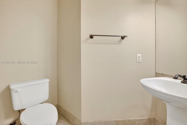 2838 Bogota Ave, Cooper City, FL 33026