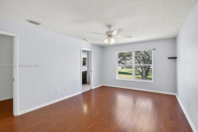 2838 Bogota Ave, Cooper City, FL 33026