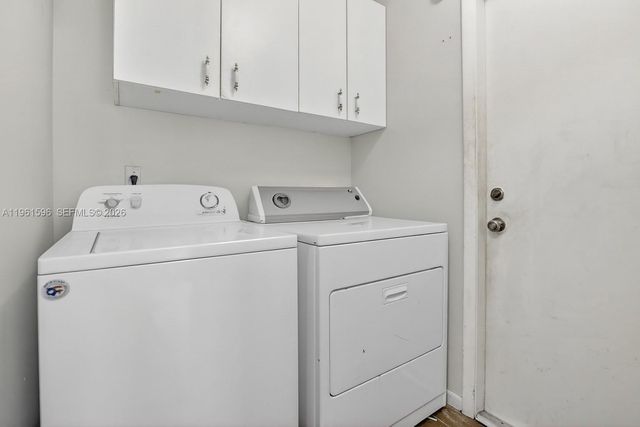 2838 Bogota Ave, Cooper City, FL 33026