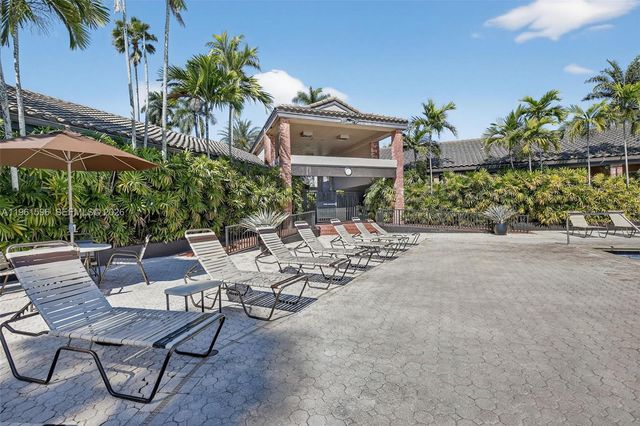 2838 Bogota Ave, Cooper City, FL 33026