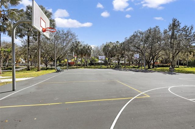 2838 Bogota Ave, Cooper City, FL 33026