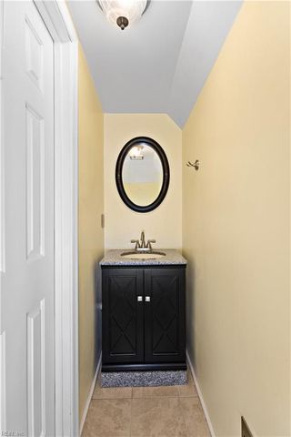 412 Robin RD, Portsmouth, VA 23701