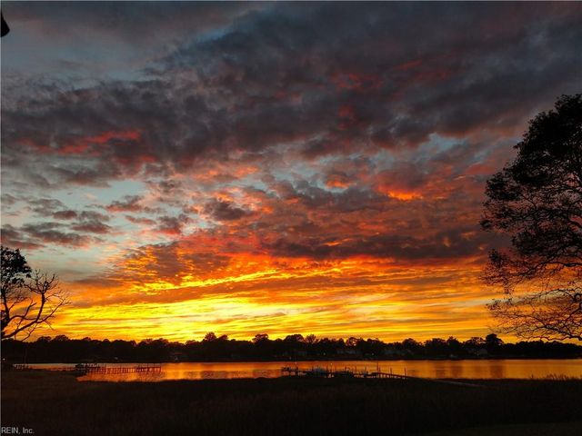 412 Robin RD, Portsmouth, VA 23701