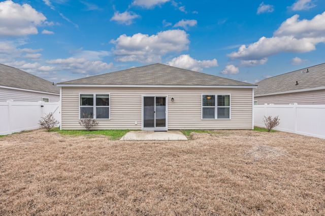 884 Freestyle Ct., Longs, SC 29568