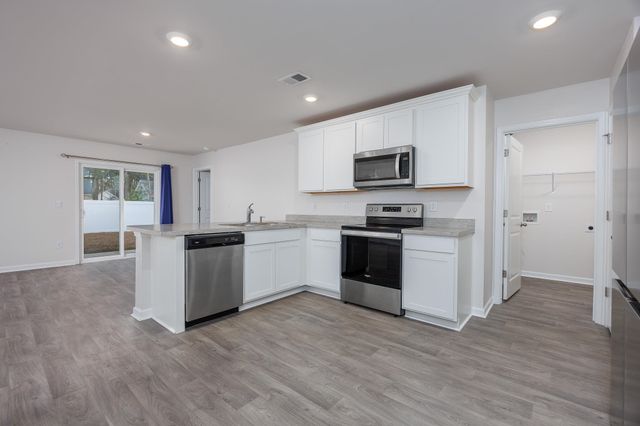 884 Freestyle Ct., Longs, SC 29568