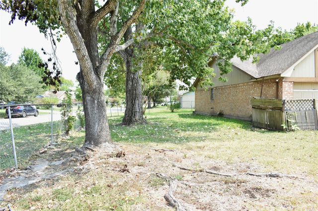 11631 Corkwood Drive, Houston, TX 77089
