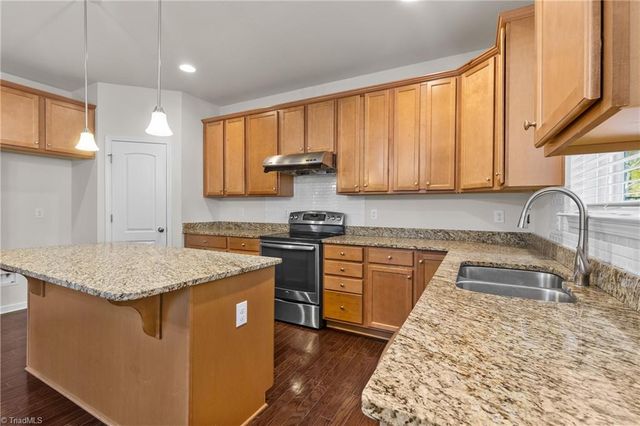 4427 Saddlewood Club Drive, High Point, NC 27265