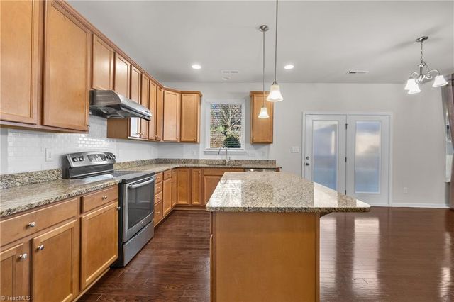 4427 Saddlewood Club Drive, High Point, NC 27265