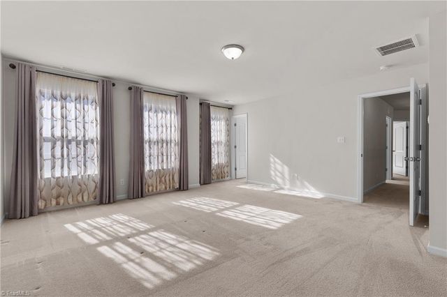 4427 Saddlewood Club Drive, High Point, NC 27265