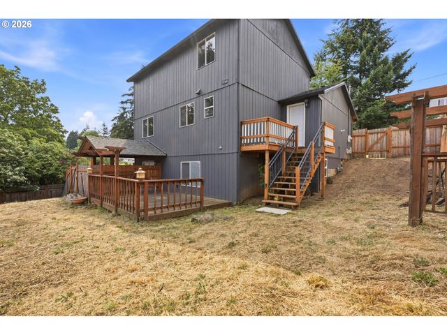 8513 Ne WEIDLER St, Portland, OR 97220