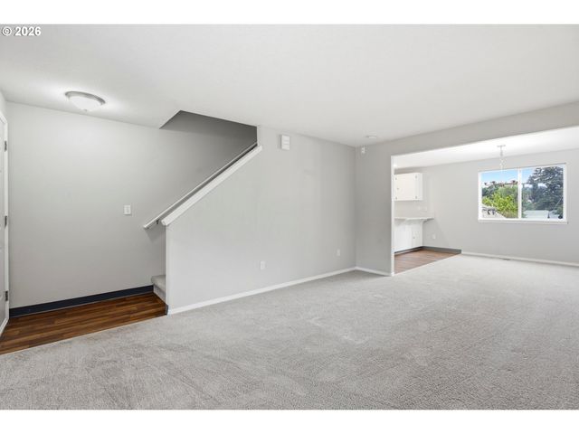 8513 Ne WEIDLER St, Portland, OR 97220