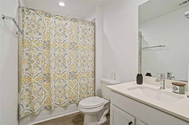 1219 Minerals Lane, Rosharon, TX 77583