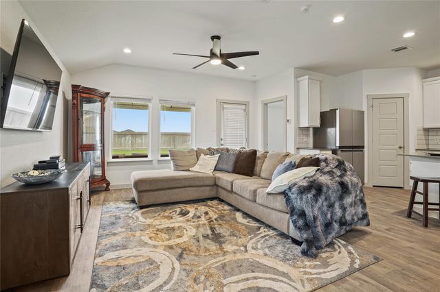 1219 Minerals Lane, Rosharon, TX 77583