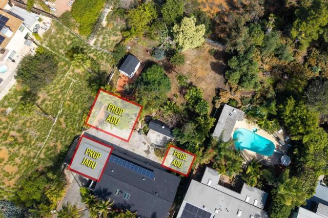 5861 College Avenue, San Diego, CA 92120