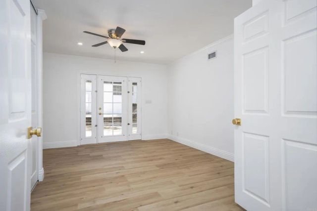 5861 College Avenue, San Diego, CA 92120