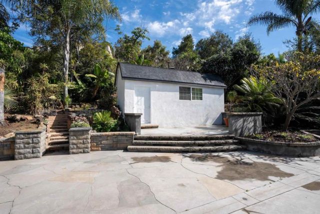 5861 College Avenue, San Diego, CA 92120