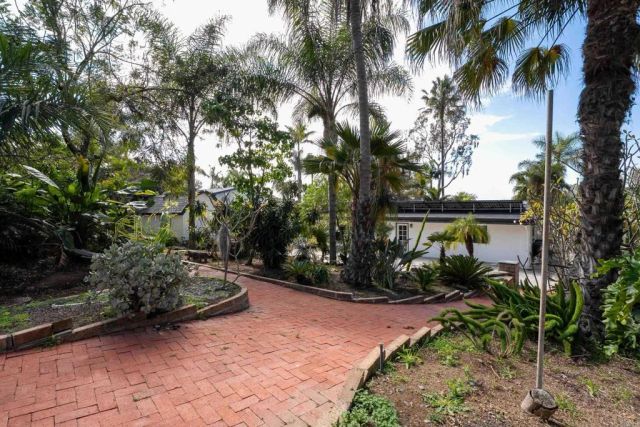 5861 College Avenue, San Diego, CA 92120