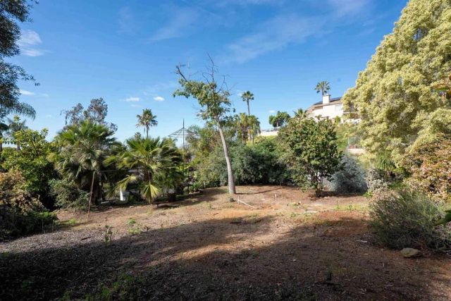 5861 College Avenue, San Diego, CA 92120