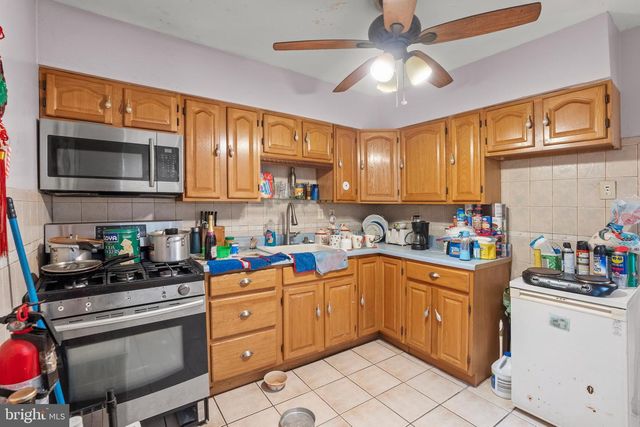 3717 N 8TH ST, Philadelphia, PA 19140