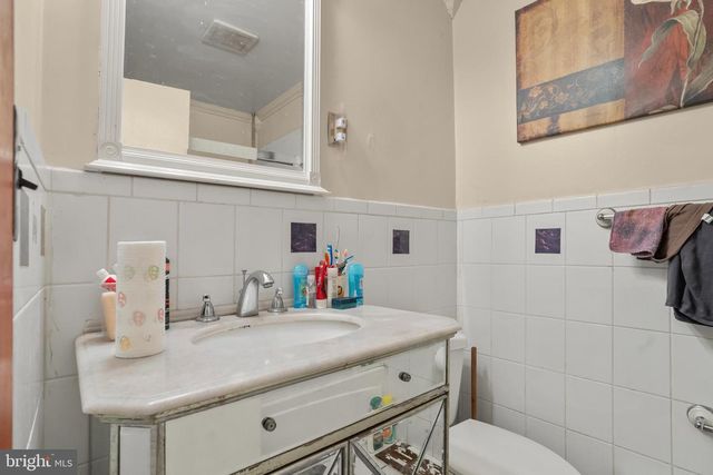 3717 N 8TH ST, Philadelphia, PA 19140