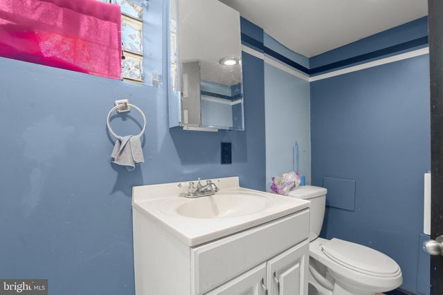 3717 N 8TH ST, Philadelphia, PA 19140