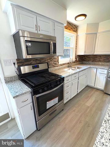 5900 JOHN ADAMS DR, Temple Hills, MD 20748