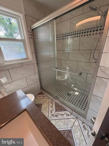 5900 JOHN ADAMS DR, Temple Hills, MD 20748