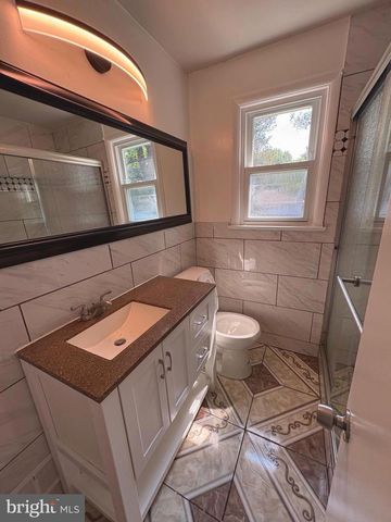 5900 JOHN ADAMS DR, Temple Hills, MD 20748