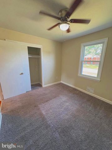5900 JOHN ADAMS DR, Temple Hills, MD 20748