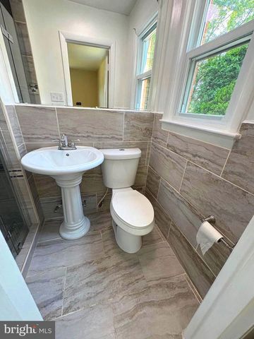 5900 JOHN ADAMS DR, Temple Hills, MD 20748