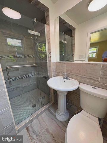 5900 JOHN ADAMS DR, Temple Hills, MD 20748