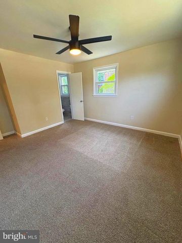 5900 JOHN ADAMS DR, Temple Hills, MD 20748
