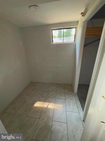 5900 JOHN ADAMS DR, Temple Hills, MD 20748