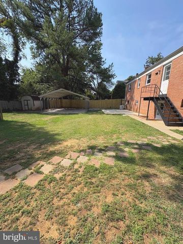 5900 JOHN ADAMS DR, Temple Hills, MD 20748