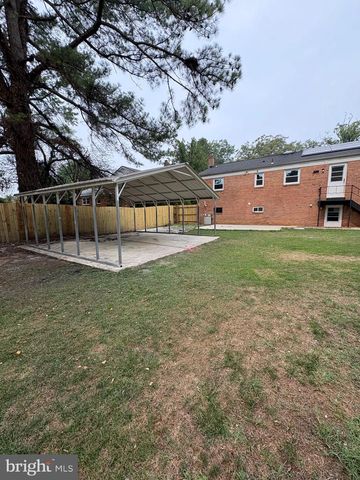 5900 JOHN ADAMS DR, Temple Hills, MD 20748