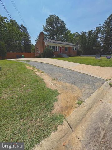 5900 JOHN ADAMS DR, Temple Hills, MD 20748