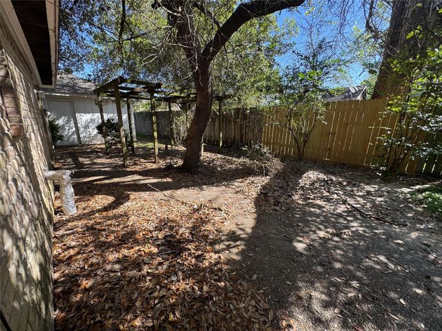 7315 Foxside Lane, Humble, TX 77338