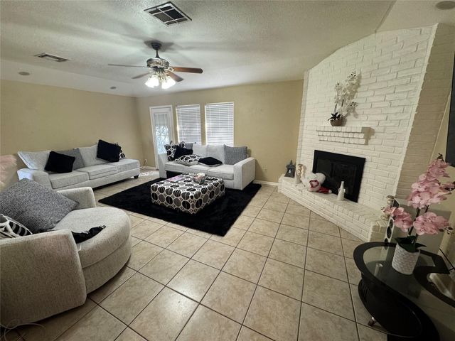 7315 Foxside Lane, Humble, TX 77338