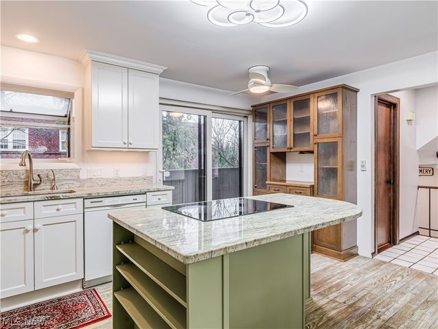 2675 Warrensville Center Road 2, Shaker Heights, OH 44122