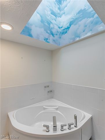 2675 Warrensville Center Road 2, Shaker Heights, OH 44122