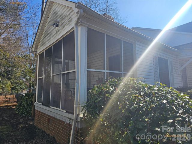 2908 Clemson Avenue, Charlotte, NC 28205
