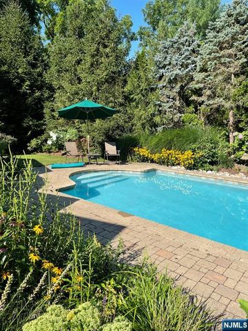 45 Hickory Lane, Closter, NJ 07624