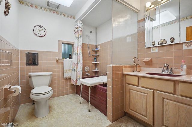 1380 Romane Drive, Northfield, OH 44067