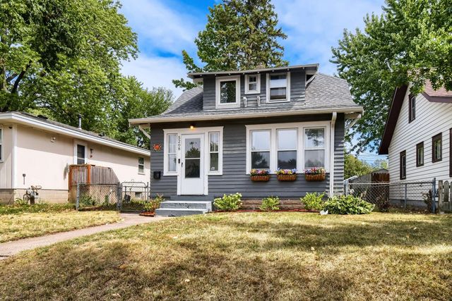 5208 Camden Avenue N, Minneapolis, MN 55430