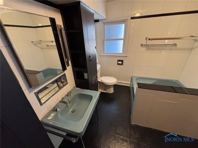 630 Center Ridge Road, Bryan, OH 43506